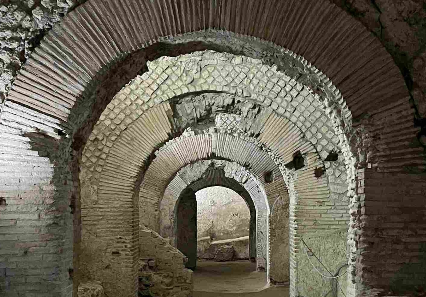 La-Neapolis-Sotterrata-nel-Complesso-di-San-Domenico-Maggiore_1